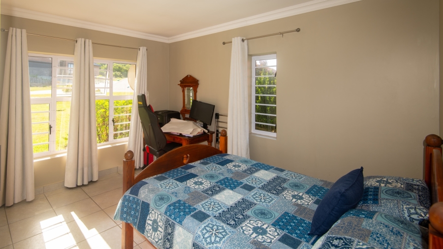 4 Bedroom Property for Sale in Dolphin Creek Golf Estate Western Cape